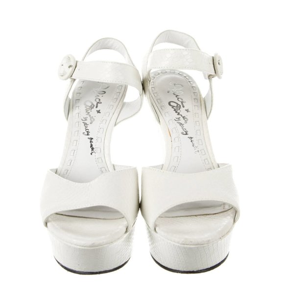 Alice and Olivia Embossed White Leather Wedge Sandal - Picture 1 of 6